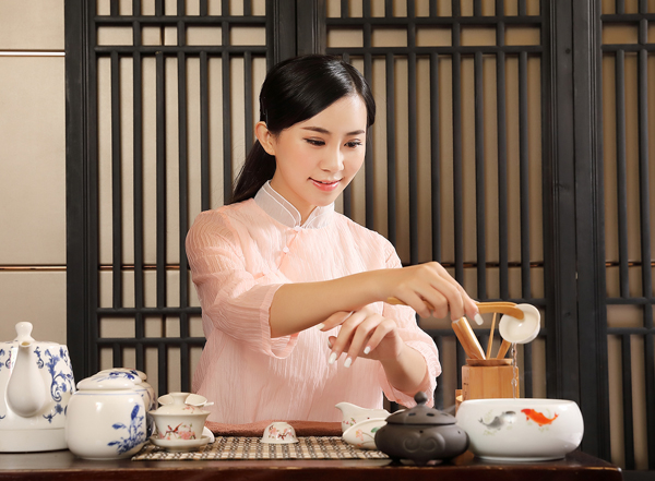 经常去成都成华靠谱男士会馆，这家私藏已久的店推荐给你